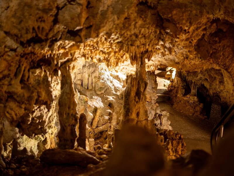 Die Tropfsteinhöhle